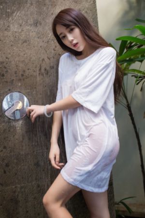free女厕所撒尿视频